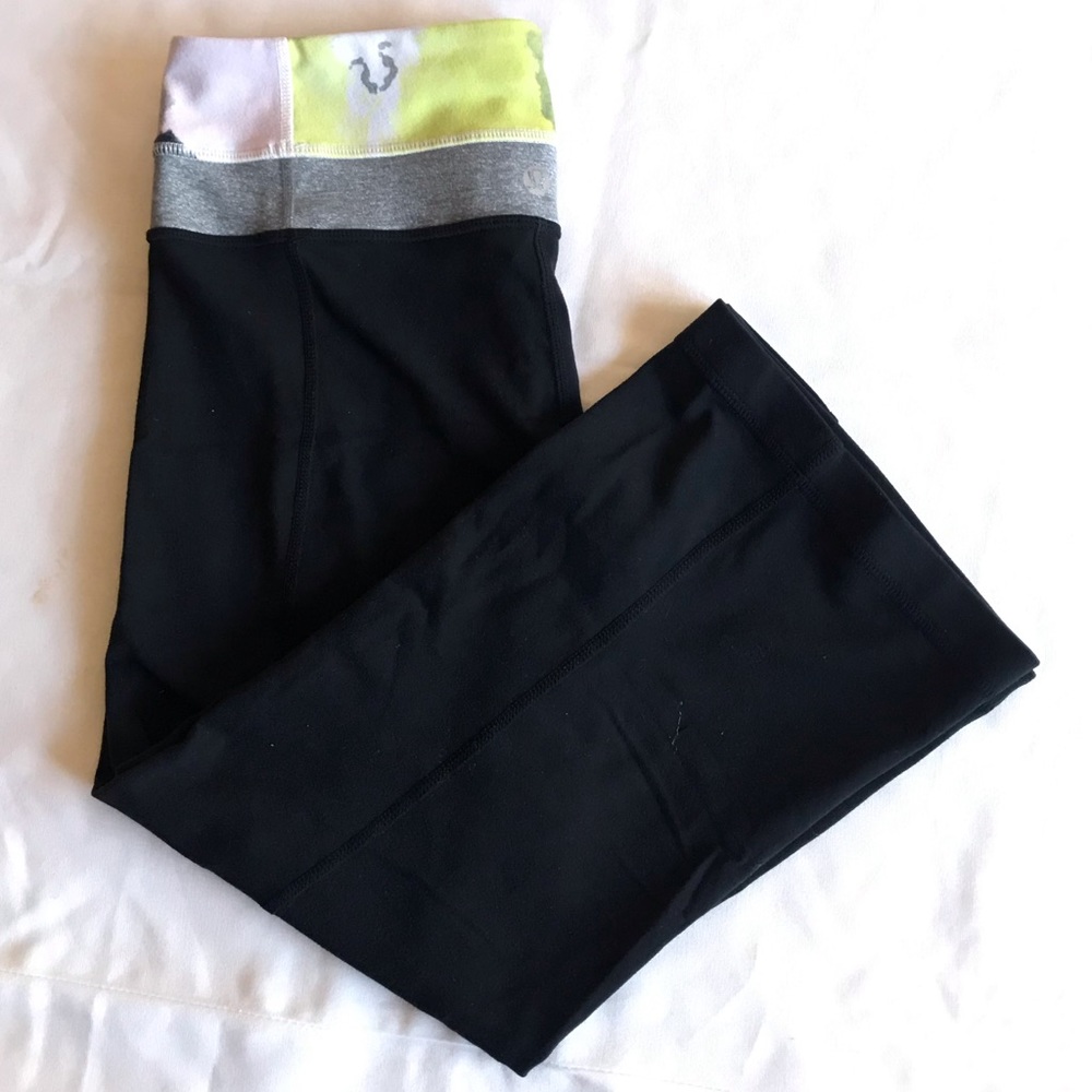 Lululemon crop leggings pants Size 4
